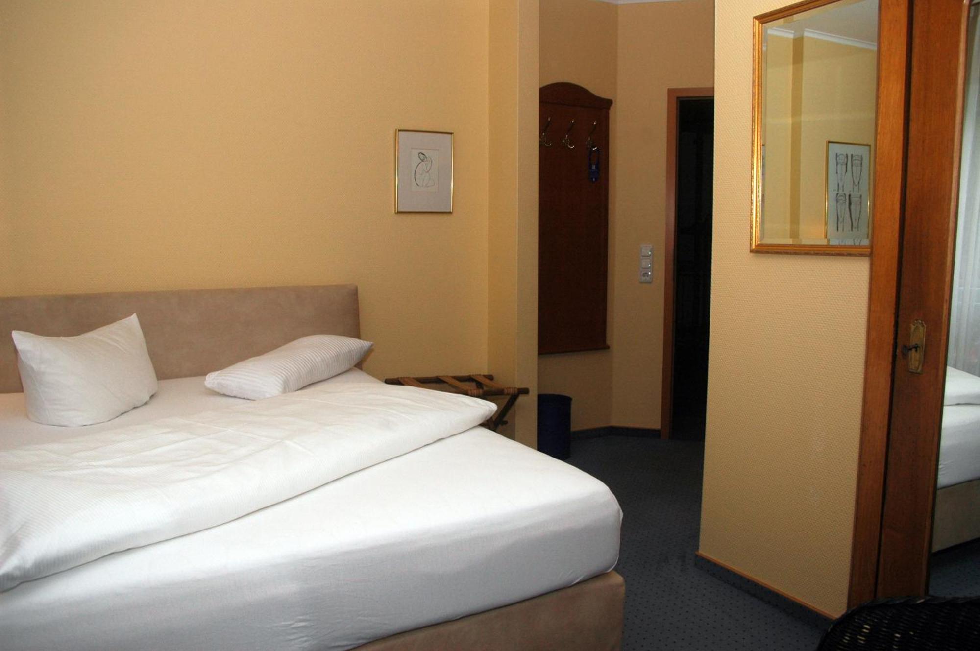 Hotel Lindemann Bad Nauheim Bilik gambar